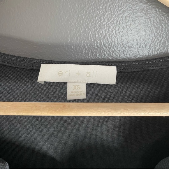 Eri + Ali Black Scalloped Neck Tank Top - Picture 6 of 6